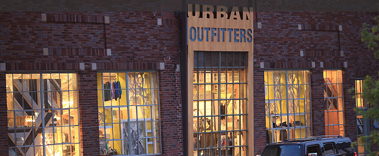 Icon In The Gulch - Urban Outfitters
